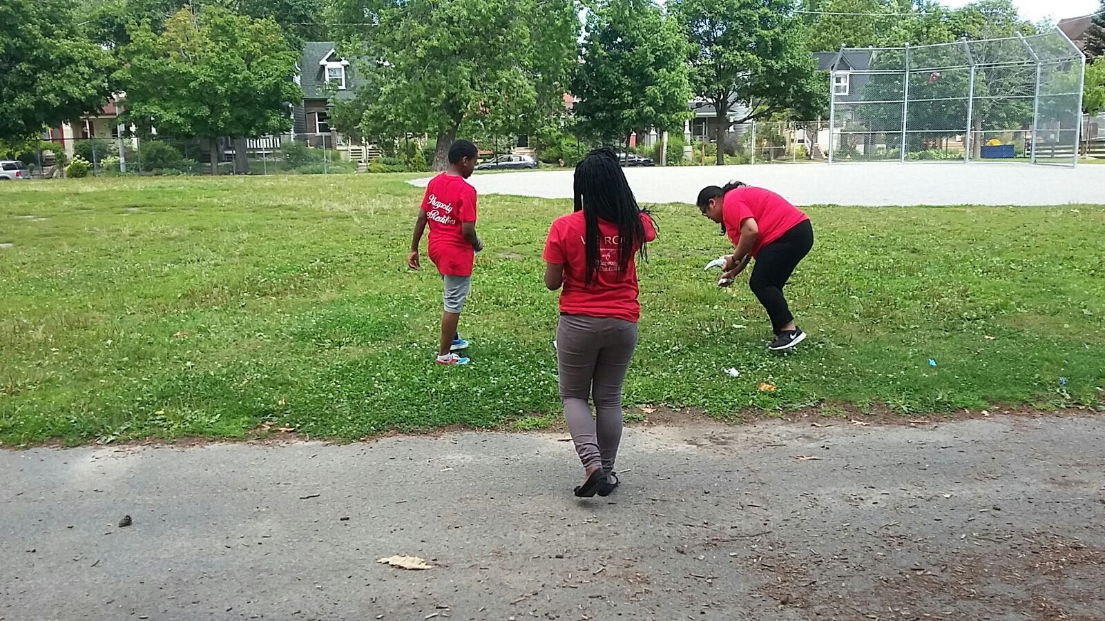 GYLF AMBASSADORS COMMUNITY CLEANING IN TORONTO, CANADA